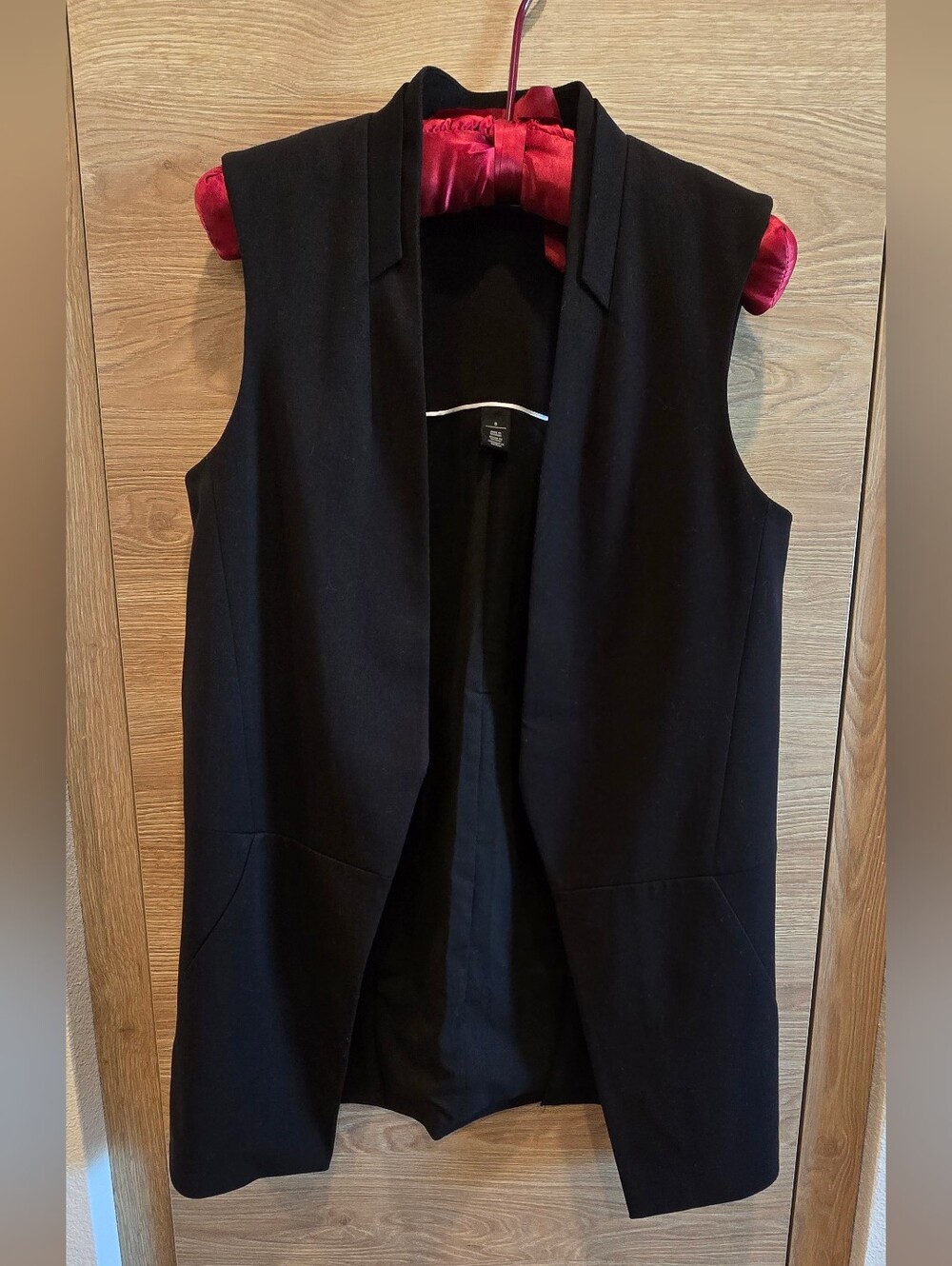 Black Sleeveless Open-Front Vest Jacket - Women's
